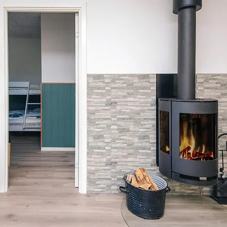 Сasa de vacaciones 8 Person In *